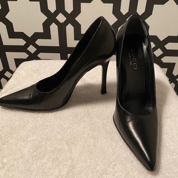 gucci black pumps